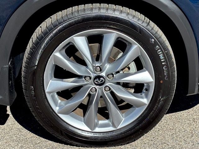 2019 INFINITI QX50 LUXE