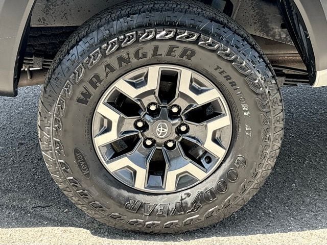 2023 Toyota Tacoma TRD Off-Road V6