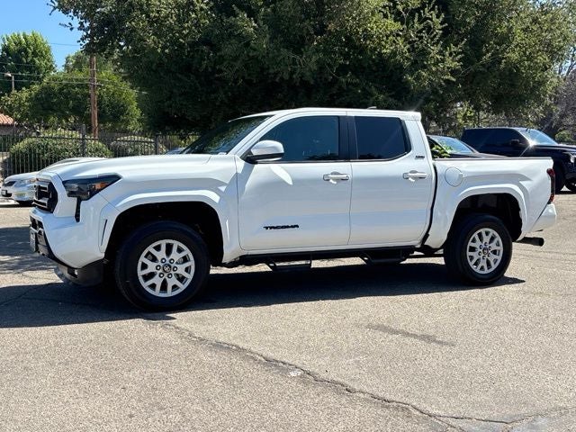 2025 Toyota Tacoma SR5 V6