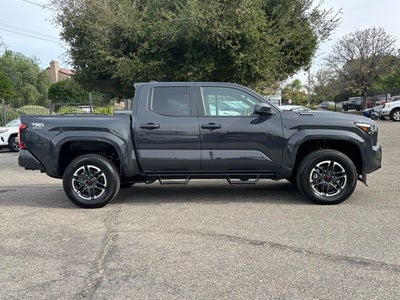 2025 Toyota Tacoma Hybrid TRD Sport