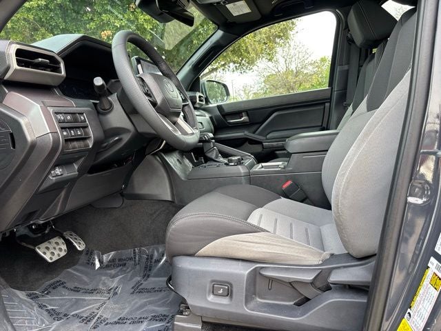 2025 Toyota Tacoma Hybrid TRD Sport