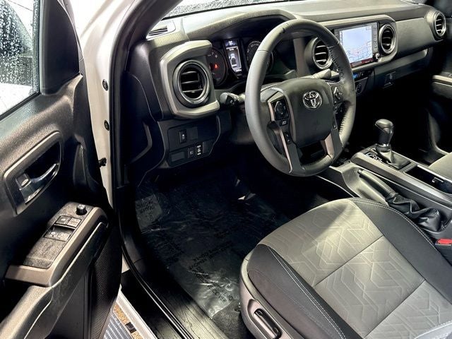 2022 Toyota Tacoma TRD Sport V6