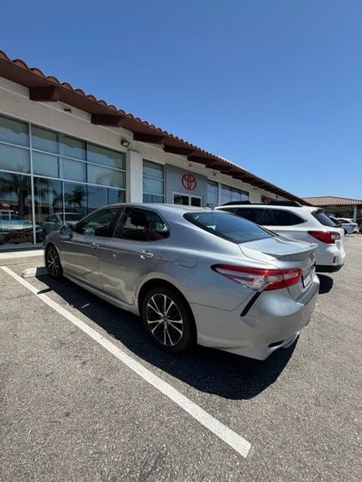 2019 Toyota Camry SE