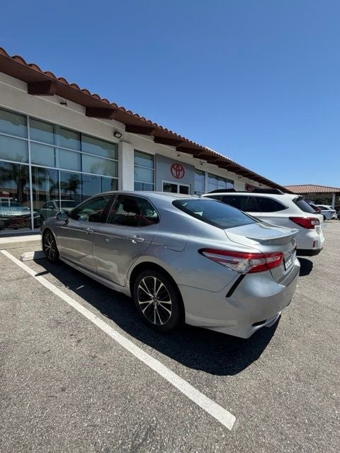 2019 Toyota Camry SE