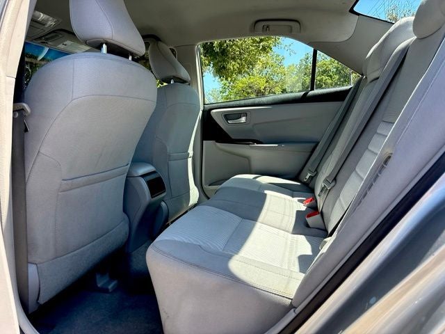 2017 Toyota Camry Hybrid LE