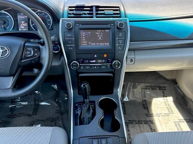 2017 Toyota Camry Hybrid LE