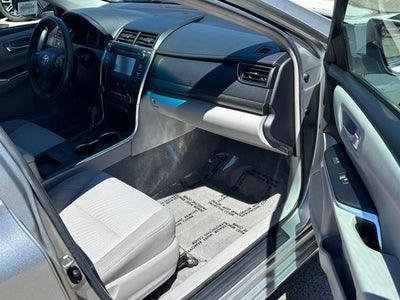 2017 Toyota Camry Hybrid LE