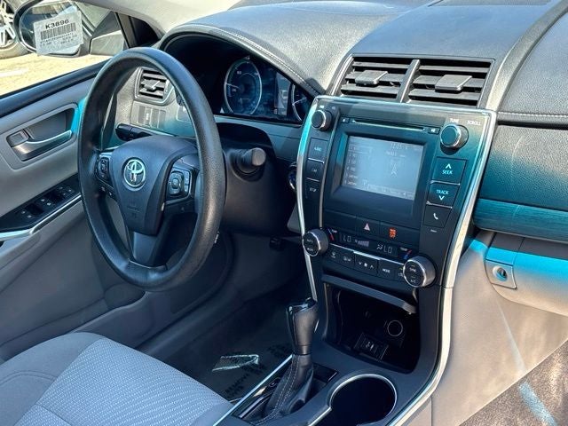 2017 Toyota Camry Hybrid LE