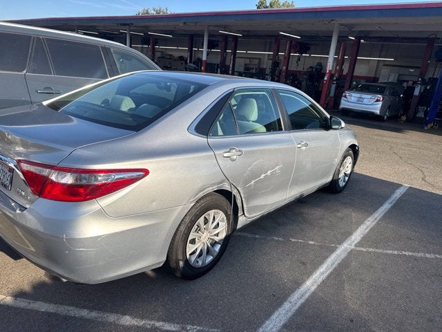 2015 Toyota Camry Hybrid LE