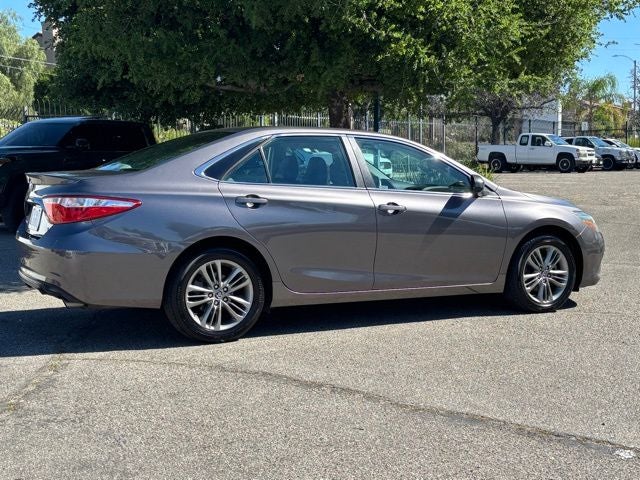 2016 Toyota Camry SE