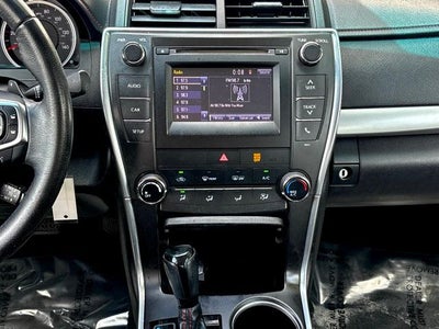 2017 Toyota Camry SE