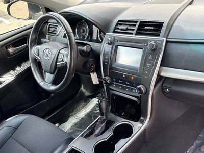 2017 Toyota Camry SE