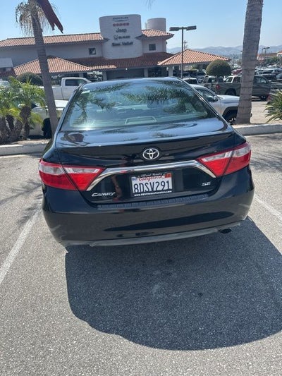 2017 Toyota Camry SE