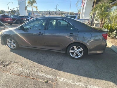 2014 Toyota Camry SE