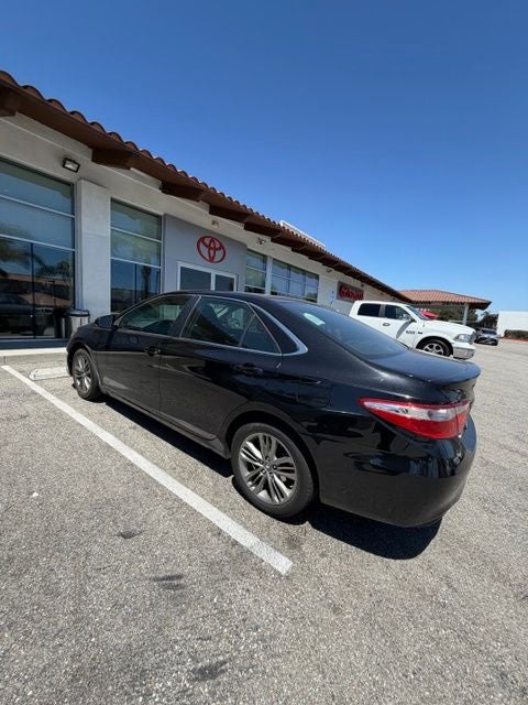 2016 Toyota Camry SE