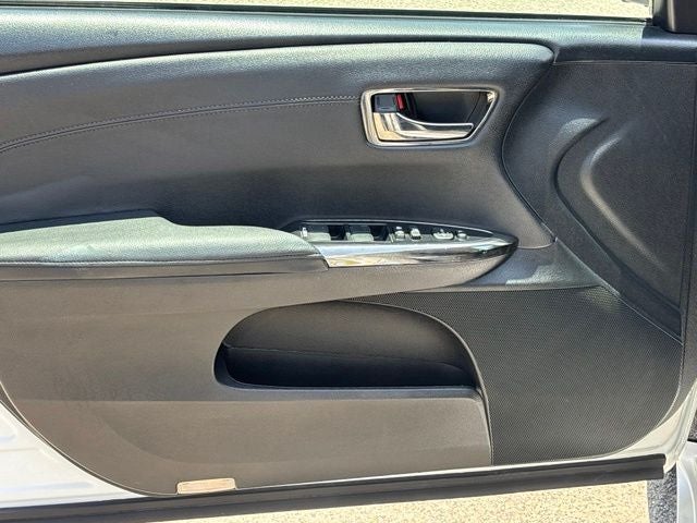 2017 Toyota Avalon XLE