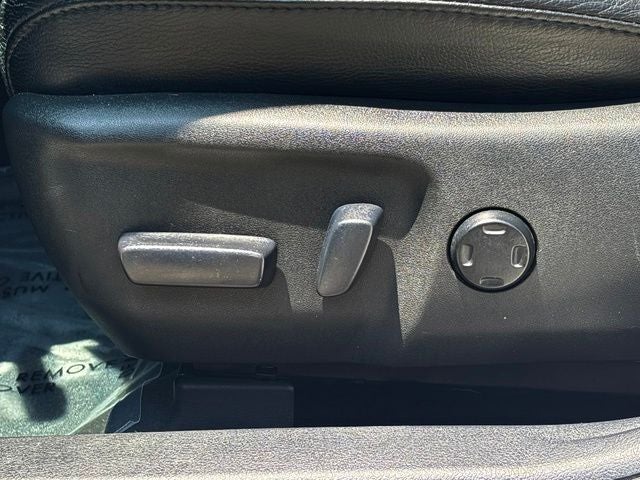 2017 Toyota Avalon XLE