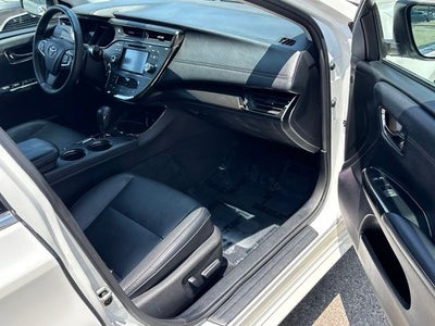 2017 Toyota Avalon XLE