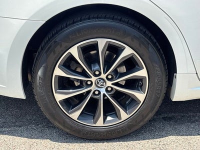 2017 Toyota Avalon XLE