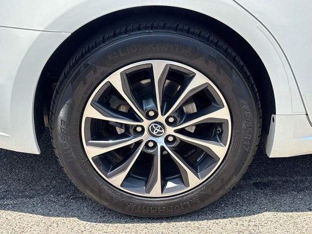 2017 Toyota Avalon XLE
