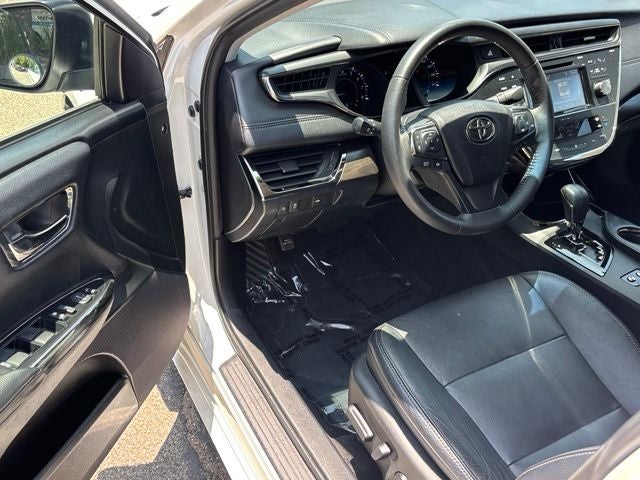 2017 Toyota Avalon XLE