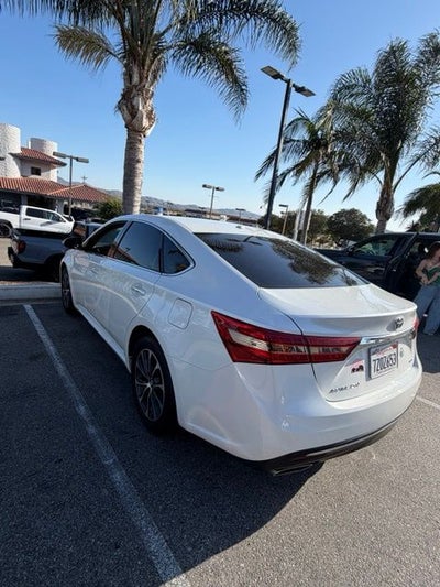 2017 Toyota Avalon XLE