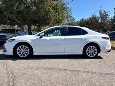 2022 Toyota Camry LE