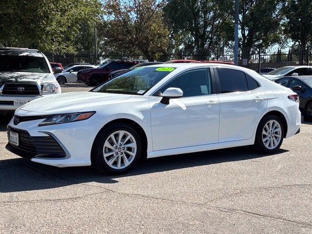2022 Toyota Camry LE