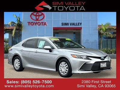 2022 Toyota Camry Hybrid LE