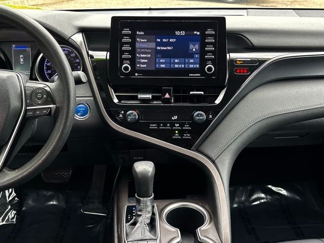 2022 Toyota Camry Hybrid LE