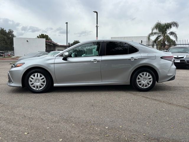 2022 Toyota Camry Hybrid LE
