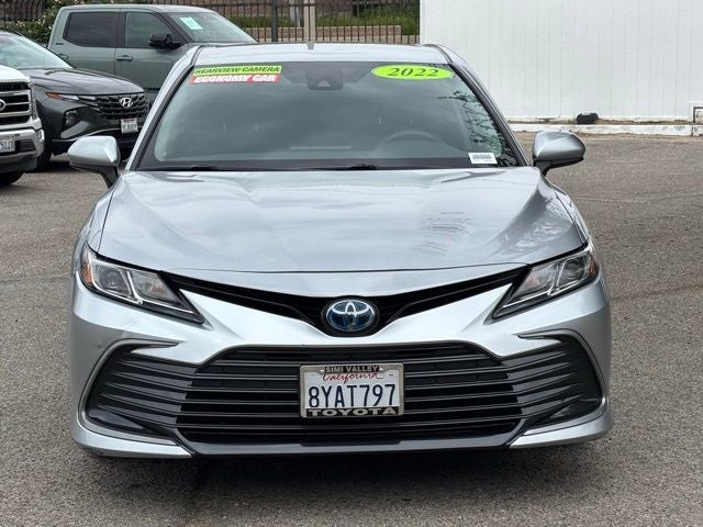 2022 Toyota Camry Hybrid LE