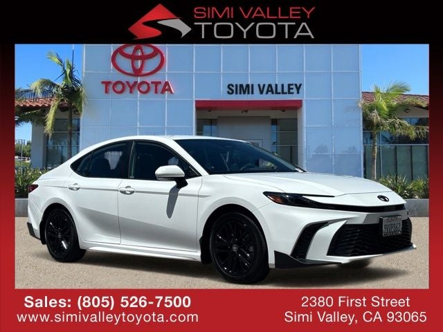 2025 Toyota Camry SE