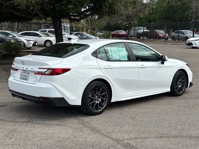 2025 Toyota Camry SE