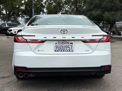 2025 Toyota Camry SE