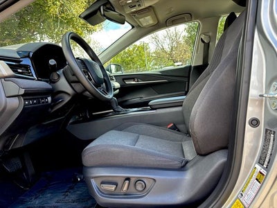 2025 Toyota Camry LE