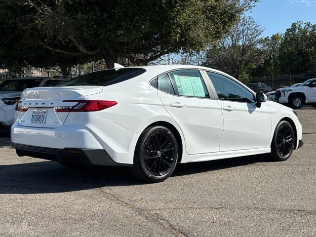 2025 Toyota Camry SE