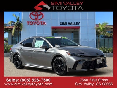 2025 Toyota Camry SE