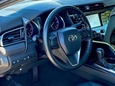 2020 Toyota Camry SE