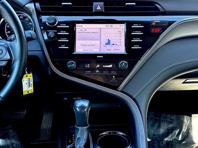 2020 Toyota Camry SE