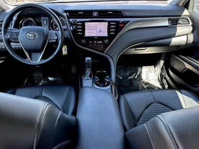 2020 Toyota Camry SE