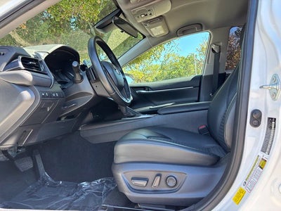 2023 Toyota Camry Hybrid SE