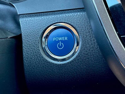 2023 Toyota Camry Hybrid SE