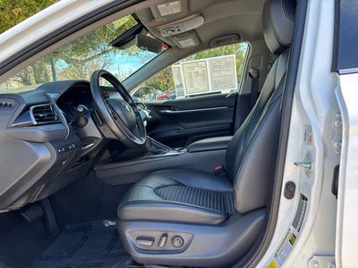 2021 Toyota Camry Hybrid SE