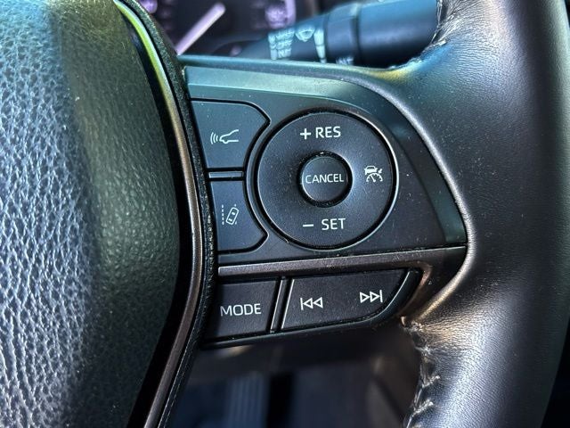 2021 Toyota Camry Hybrid SE