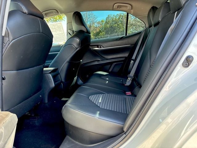 2021 Toyota Camry Hybrid SE