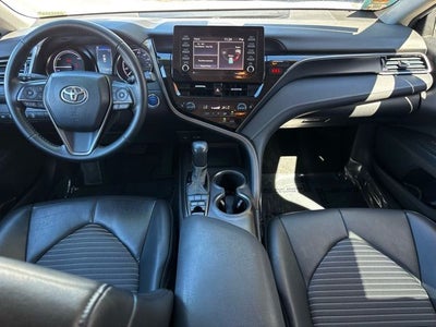 2021 Toyota Camry Hybrid SE