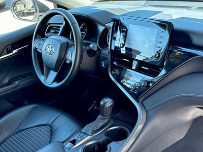 2021 Toyota Camry Hybrid SE