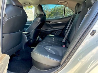 2021 Toyota Camry Hybrid SE