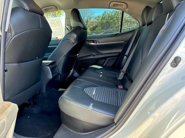 2021 Toyota Camry Hybrid SE